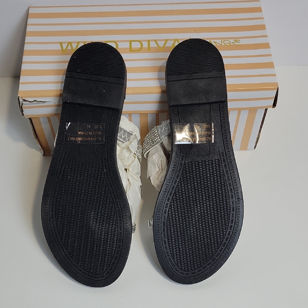 Wild Diva Lounge Hologram Women's Sandals - Picture 4 of 6